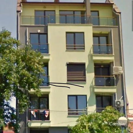 Roxy Apartment *